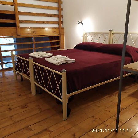 Il Castello Apartment Napels Buitenkant foto