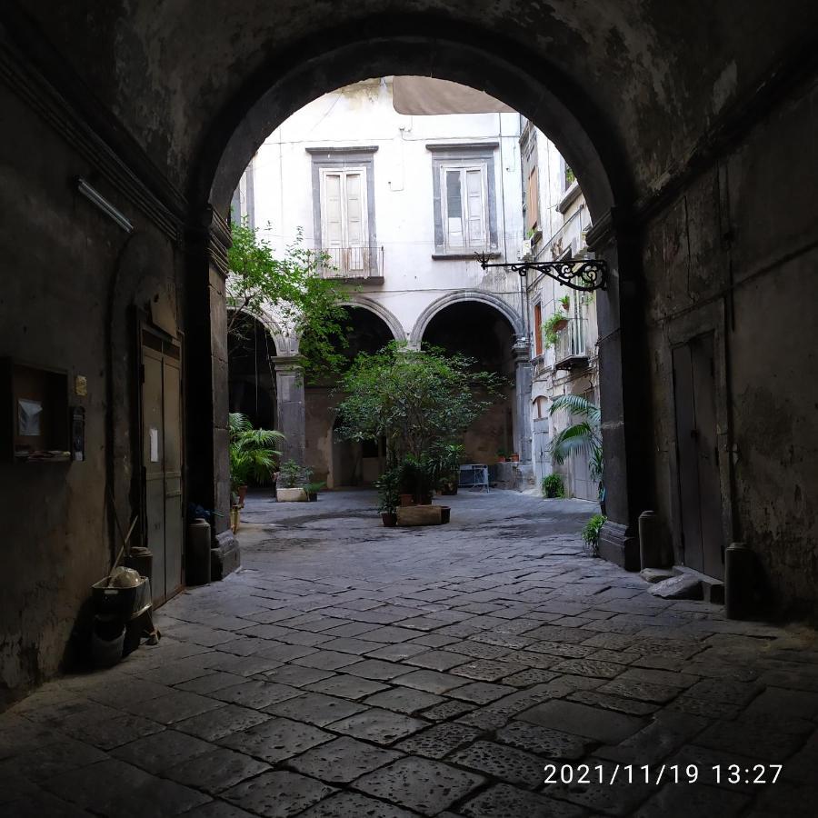 Il Castello Apartment Napels Buitenkant foto