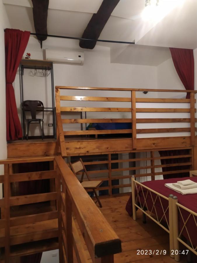 Il Castello Apartment Napels Buitenkant foto